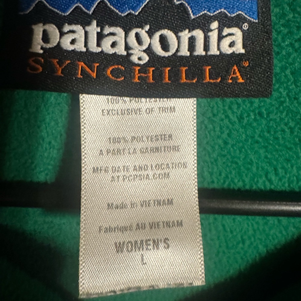 Patagonia Synchilla Green Jacket - Picture 4 of 10